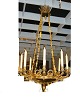 Französisch 
Kronleuchter 
mit Kerzen in 
empirestil.
bronce sind 
vergoldet und 
patiniert ...