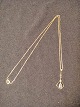 Halskette mit 
Anhänger.
 14k Gold 585
 mit 
tropfenförmigen 
Aqumarin ca. 
1,00 ct.
 und ...