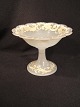 sukkerfad / 
Zuckerdose in 
Opalglas.
aus dem Jahre 
1840 - 1860 
Höhe: 11 cm.
Kontakt für 
Preis