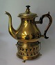 Antik 
D&auml;nische 
Kaffeekanne aus 
Messing mit 
St&ouml;vchen, 
19. Jahrhundert 
H&ouml;he:.. 20 
...