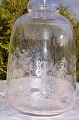 Kastrup 
Glashytte. 
Karaffe mit 
Hirschmotiv. 
Farbloses Glas  
Produziert 
1910-1924. Höhe 
24,5 cm. ...