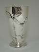 S & M Benzen. 
Silber (830). 
Vase. Höhe 19 
cm. im Jahr 
1905 produziert