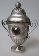 Vaseform 
Vinaigrette in 
Silber, 
Engelbrecht 
Jorgensen 
Brinch (ca. 
1803 - ca. 
1870) Thisted, 
...