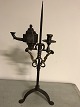 Öllampe , 
Friesland  ca  
1650 - 80
Eissen, 
gehalten von 
zwei 
Meerweibchen 
aus messing.