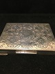 Antiker Perser
Silberne Box
Wirklich 
dekoriert.
Breite: 8 x 6 
cm. Höhe: 1 cm
Wenden Sie 
sich ...