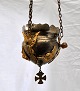 Religiöse Ampel 
- kugelförmige 
Lampe, in 
Ketten 
aufgehängt, 
versilbertes 
Kupfer des 19. 
...