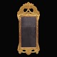 Vergoldeter 
Gustavianischer 
Spiegel
Signiert 
Stockholm 
177... 
Schweden um 
1775
Masse: 70x30cm