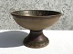 Bornholm 
Keramik, 
Hjorth, braunes 
Steinzeug, 
Obstset mit 
Fruchtdekoration, 
Nr. 112, 15 cm 
hoch, ...