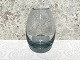 Holmegaard, 
Griechenland-
Tropfenvase, 
leichter Rauch, 
16,5 cm hoch, 
11 cm 
Durchmesser, 
Design ...