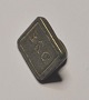 Siegel aus 
Aluminium, 
D&auml;nemark 
des 19. 
Jahrhunderts. 
Mit den 
Buchstaben: 
DBL. l.: 1,5 
cm. ...