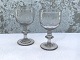 Holmegaard, 
Eichenblattglas, 
11 cm hoch, 6 
cm Durchmesser 
* Mit 
Luftblasen im 
Glas *