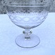 Guillochiertes 
Cocktailglas, 9 
cm hoch, 9 cm 
im Durchmesser 
* Einwandfreier 
Zustand *