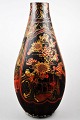 Japanische Vase 
aus Porzellan 
mit Bemalungen, 
19. 
Jahrhundert. 
Die 
Dekorationen in 
Form von ...
