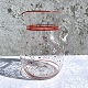 Glaskrug, Mit 
Emaille 
bemaltes Muster 
in Rot und 
Weiß, 18cm 
hoch, 15cm 
breit * Schöner 
Zustand *
