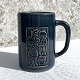 Bornholmer 
Keramik, 
Michael 
Andersen, blau 
glasierter 
Becher, 12 cm 
hoch, 8 cm 
Durchmesser, 
Nr. ...
