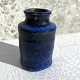 Keramikvase, 
Mit blauer 
Glasur, 10,5 cm 
hoch, 6,5 cm 
Durchmesser, 
Design Poul 
Jacob Nielsen 
...