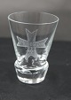 Dänische 
Logenglas 
Freimaurer 
Glas, 
Schnapsglas mit 
Symbolen 
verziert, auf 
kantigem ...