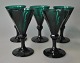 Grünes 
Weißweinglas 
vom Typ 
Anglais, 19. 
Jahrhundert. 
Dunkelgrünes 
Glas. Mit 
Schliff und ...