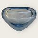 Holmegaard, 
Menuett, 
Herzvase, 
Hellblau, 15 cm 
breit, 10 cm 
hoch, Design 
Per Lütken 
*Guter Zustand*