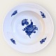 Royal 
Copenhagen, 
Blaue Blume, 
geflochten, 
tiefer Teller 
#10/ 8107, 25 
cm Durchmesser, 
2. ...