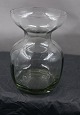 Schönes und gut 
gepflegtes 
mollige 
Zwiebelglas, 
Hyazinthenglas 
aus rauchigem 
Glas. 
H 12,5 cm - 
...