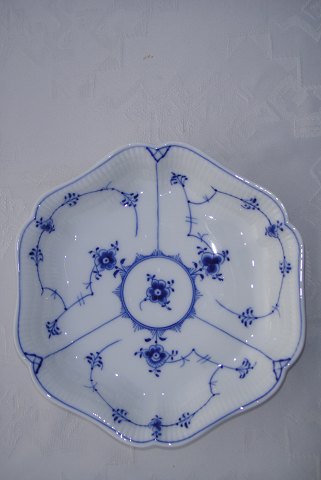 Royal Copenhagen Blue fluted  Cake dish # 2195