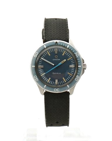 Omega Geneve, cal. 601. Sjælden diver-model med 
flot faded lynette indlæg . Ca år 1970