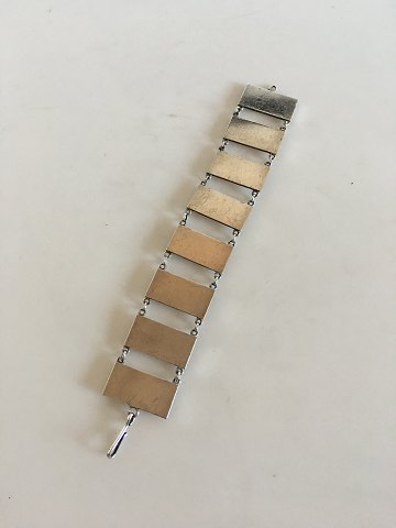 click to zoom
