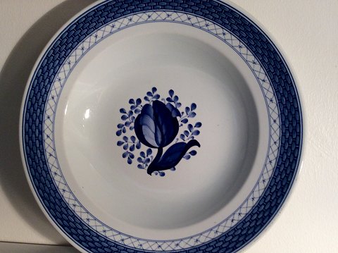 Royal Copenhagen
Tranquebar
Deep plate
# 11/950
*75kr