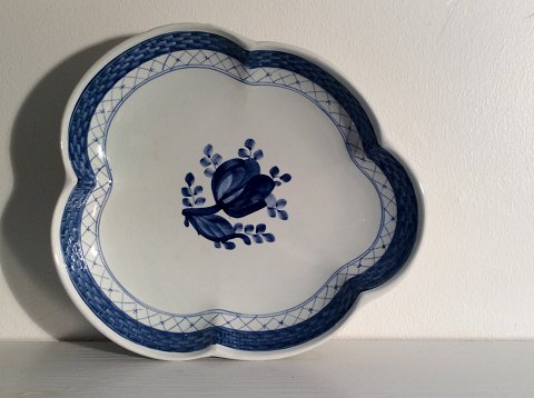 Royal Copenhagen
Tranquebar
Cake dish
# 11/924
*125DKK