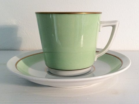 Royal Copenhagen
Raadvad
Kaffeetasse
#975/9535
*150 DKK