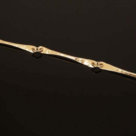 Bent Gabrielsen Pedersen, Kolding, Halskette, 14kt 
Gold. L: 47,5cm