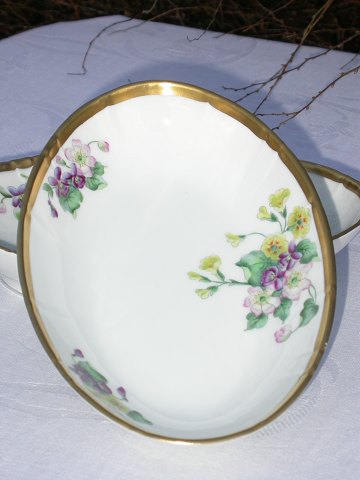 Bing & Grondahl  Spring flower Pickle dish