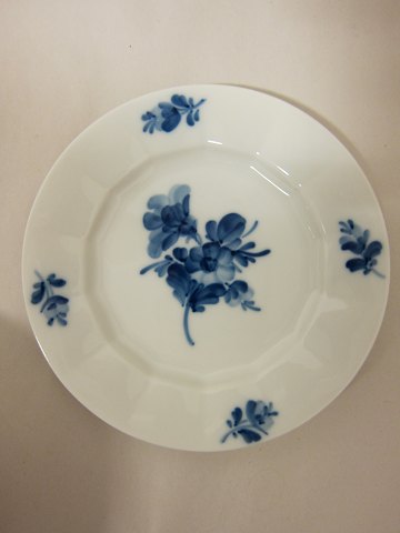 Royal Copenhagen, Blaue Blume
Kuchenteller
2. Wahl und 1. Wahl
RC-nr. 8553
Durchmesser: 15,5cm
Wir haben eine gute Auswahl von Blaue Blume
Kontakten Sie uns bitte für weitere Information