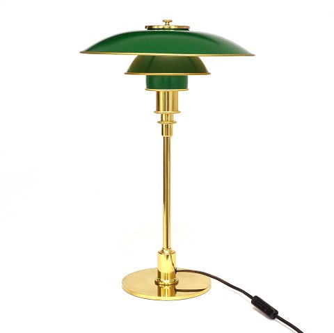 Poul Henningsen, 1894-1967, Tischlampe PH 3/2, 
Jubiläumsmodell. Hergestellt von Louis Poulsen. H: 
45cm