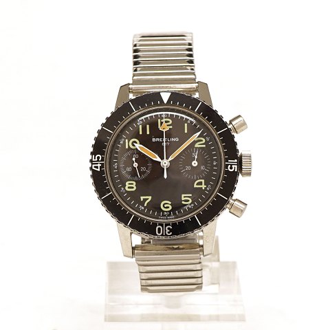 Sehr seltene Militäruhr: Breitling 817. Diese Uhr 
wurde 1975 für die Hubschrauberpiloten des 
Italienischen Militärs hergestellt. Heute befinden 
sich nur ganz weninge dieser Uhren im 
privatbesitz. Originaler Armband. D: 39,5mm