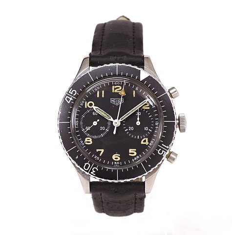 Heuer Bundeswehr Uhr. Rückseite mit Gravur. Ref. 
1550 SG. Um 1967 hergestellt. D: 43mm