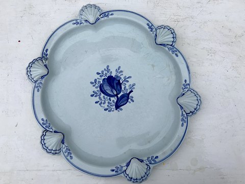 Royal Copenhagen
Tranquebar
Mussel Dish
# 11/1048
*400kr