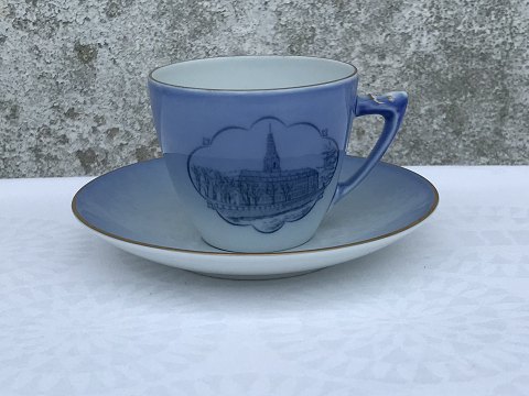 Bing & Gröndahl
Christiansborg
Kaffeeset
# 305
*75 DKK