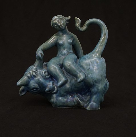 Gertrud Kudielka, 1896-1984: "Der Stier & Europa". 
Hergestellt von L. Hjorth. L: 18cm