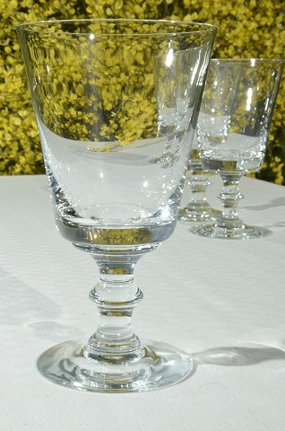 Wellington Globlet glass