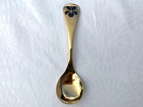 Georg Jensen
Års ske
1977
Marts viol
*250kr