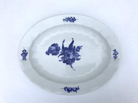 royal Copenhagen
Blaue Blume
kantig
Serviergericht
# 10/8539
* 475kr