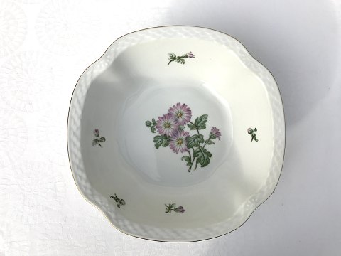 Bing & Grondahl
Chrysantheme
Kartoffelschale
# 43
* 450kr