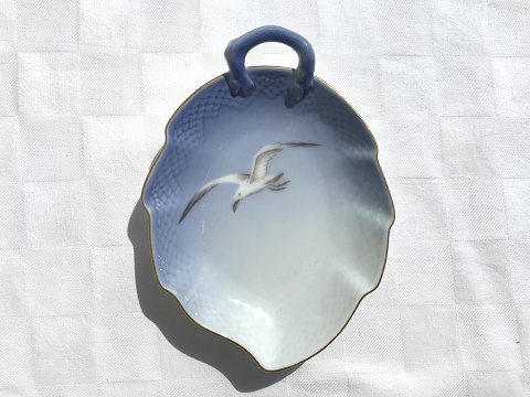 Bing & Grondahl
Seagull with gold
Leaf dish
# B & G
* 300kr