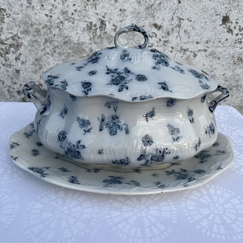 Furnivals Limited
Large tureen with saucer
* 1200 DKK