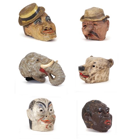 Satz von sechs dekorativen Masken aus einem 
italienischen Strassen-Theater um 1930-40