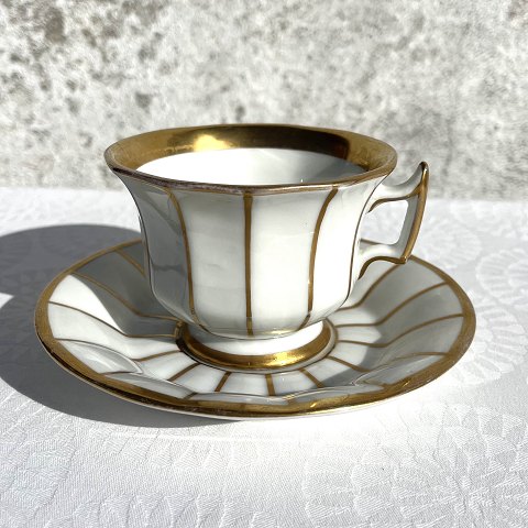 Bavaria
Tasse mit Goldstreifen
*100 DKK