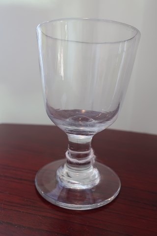 Antikt Glas für Bier - StubGlas
Um 1880