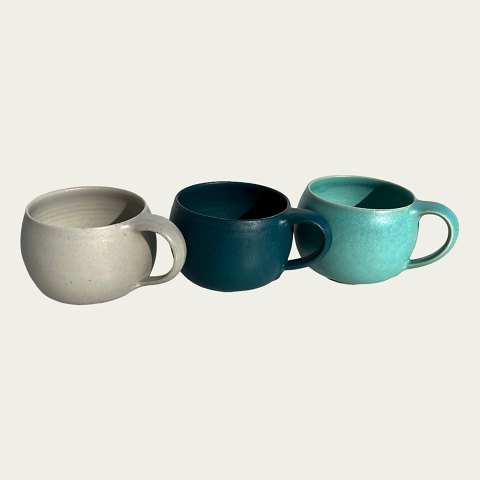 Marie Wurtz
3 Coffee mugs
*DKK 425 in total